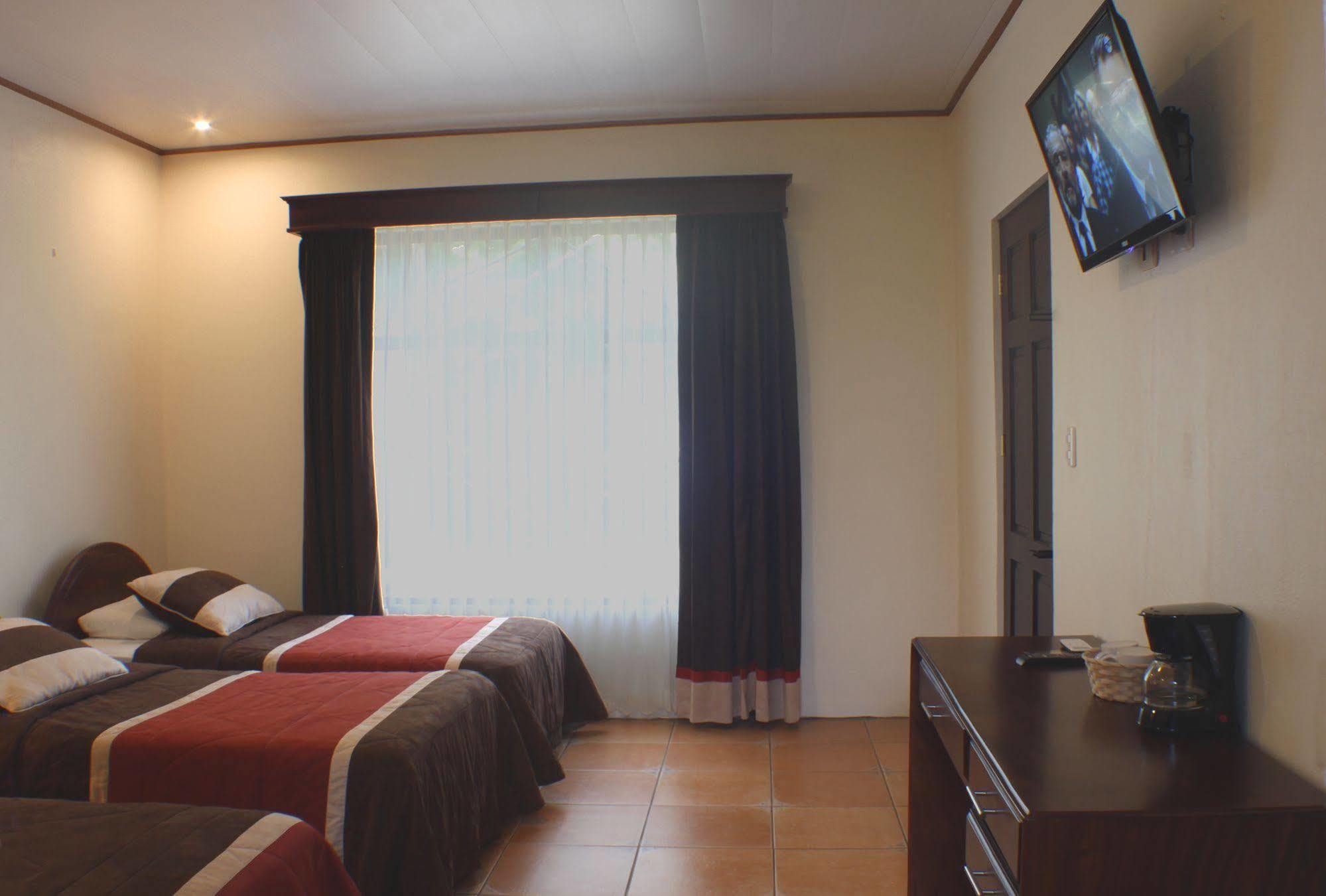Robledal Hotel Guácima